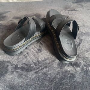 BRAND NEW DOC MARTIN SANDALS